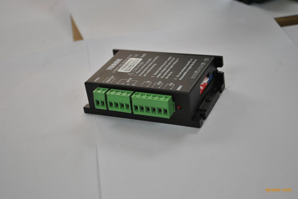 交流步进马达驱动器Y2SSRAC8-交流步进电机驱动器