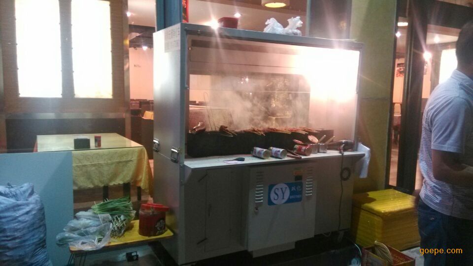 双亿环保碳烤油烟净化车