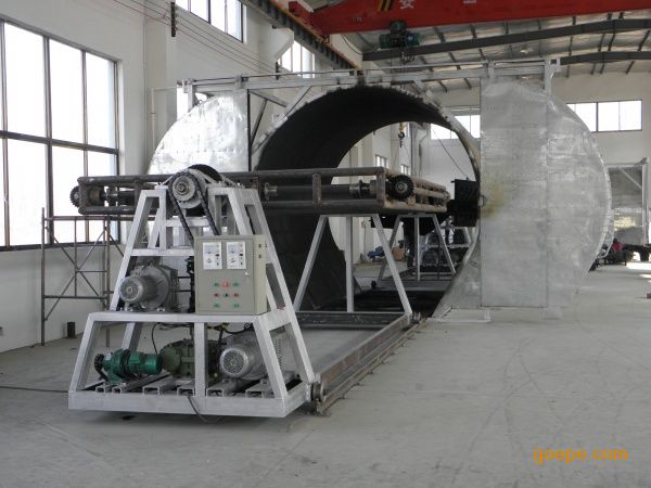 科凯滚塑工艺生产流程 滚塑制品 滚塑机原理