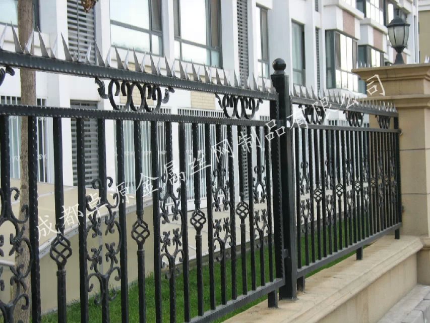 铁栅栏上的防盗设施怎么选-防爬刺