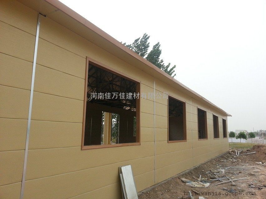 大型钢结构房屋外墙专用新型金属雕花板集成外墙板