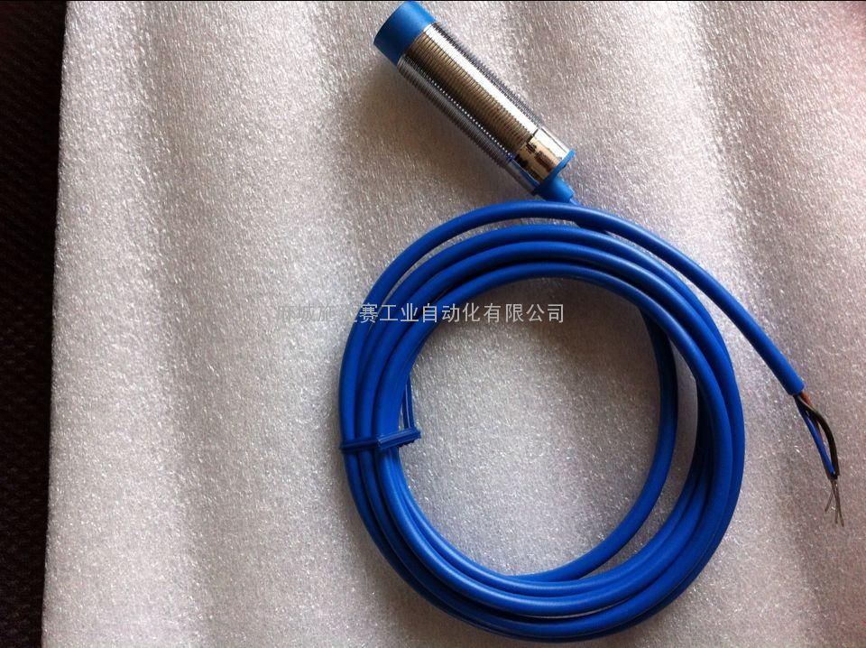 LJ18A3-8-J/EZ接近开关【交流220V】是一种毋需与运动部件进行机械接触而可以操作的位置开关,当物体接近开关的感应面到动作距离时,不需要机械接触及施加任何压力即可使开关动作,从而驱动交流或直流电器或给计算机装置提供控制指令。接近开关是种开关型传感器(即无无触点开关),它即有行程开关、微动开关的特性,同时具有传感性能,且动作可靠,性能稳定,频率响应快,应用寿命长,抗干扰能力强等、并具有防水、防震、耐腐蚀等特点。 技术参数