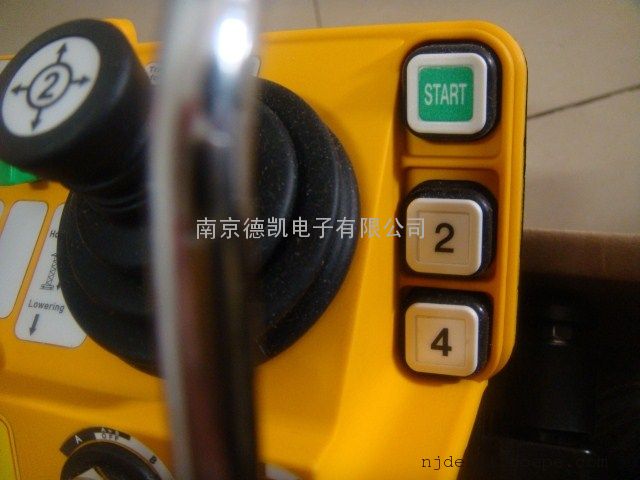 f24-60行车遥控器 台湾禹鼎行车遥控器 双摇杆遥控器