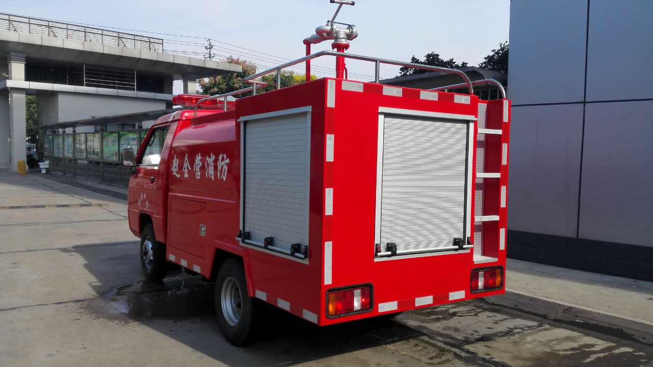 国五装水2吨小型消防灭火车|2吨小型消防车|2吨民用小型消防车