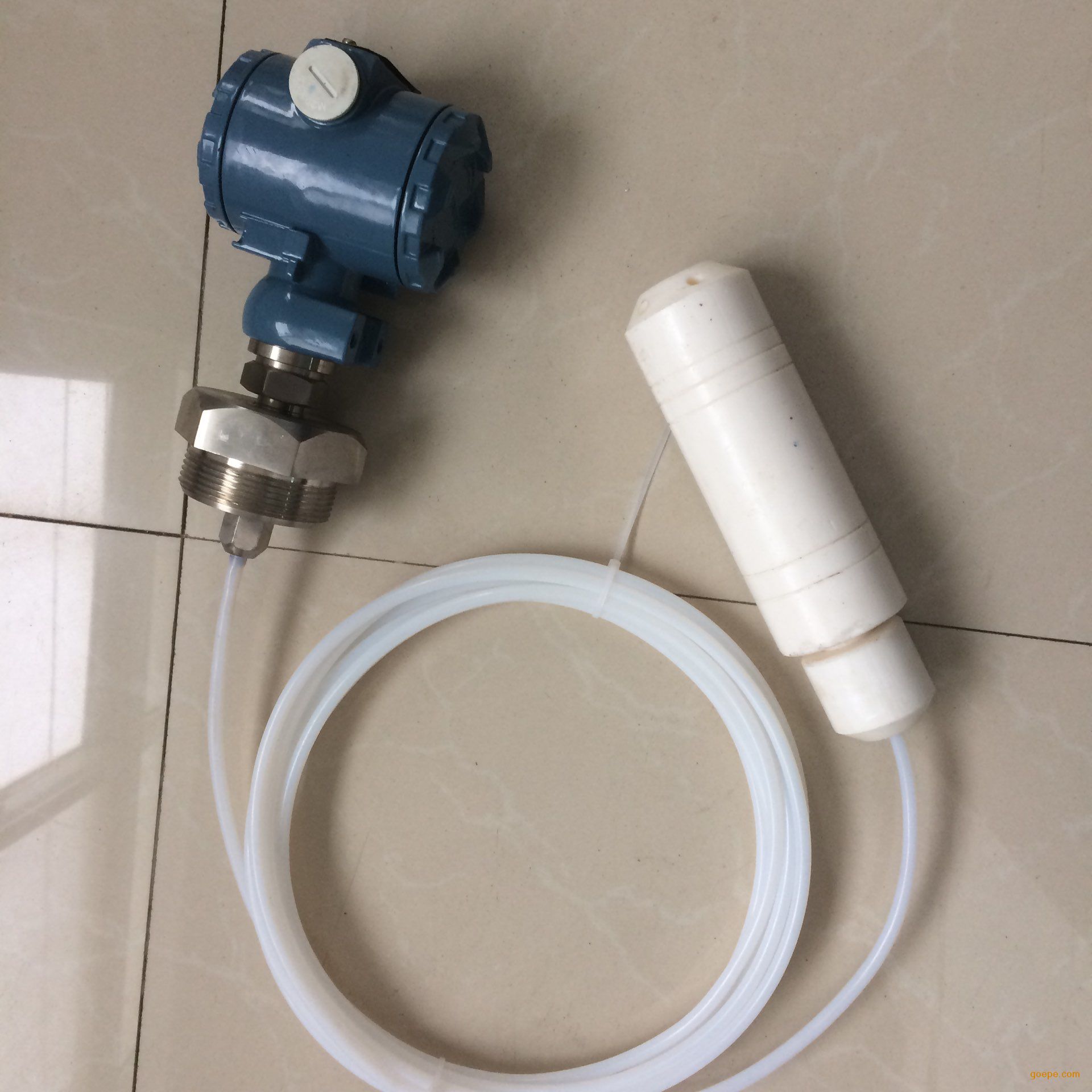 防腐投入式液位变送器_液位计 投入式液位计 价格