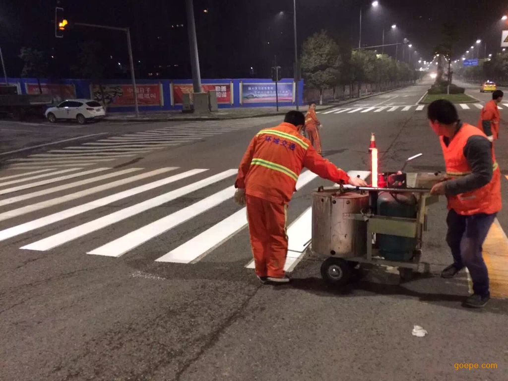 智能交通系统：城市脉络的高效管理