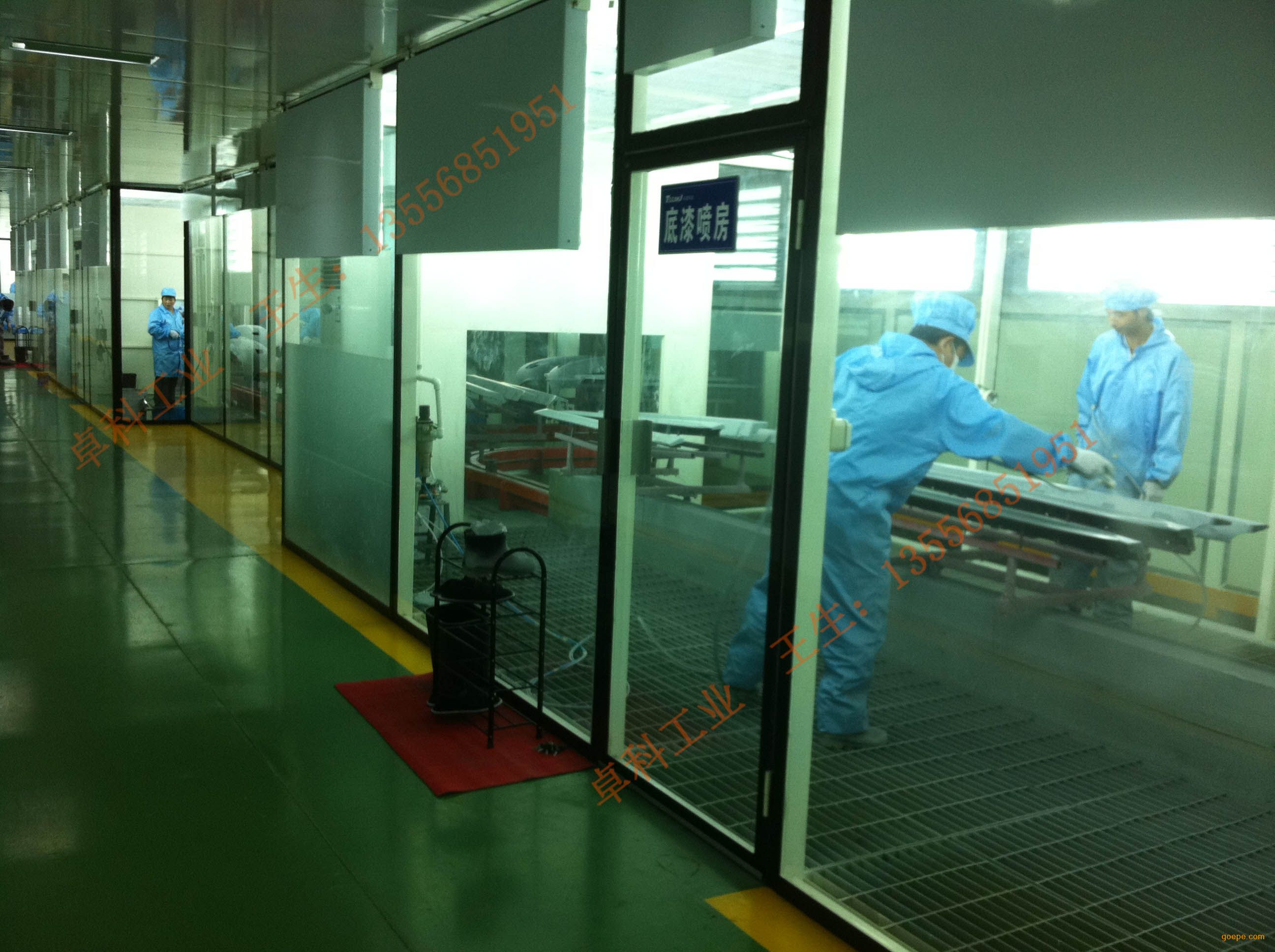 产品详情: 汽车饰件涂装生产线,汽车仪表盘,内饰件自动喷漆线,汽车饰件喷涂设备,汽车车轮盖,后视镜,保险杠,门把手,内饰件,仪表盘等喷漆生产线,汽车内饰件喷涂设备,汽车仪表盘喷涂线,汽车油箱喷涂线。平面五轴、六轴往复喷涂机 涂装流水线工程, 汽车门拉手喷涂、汽车仪表盘及内饰件喷涂生产线。 其中包括恒温恒湿及全自动UV光固化无尘喷涂生产线;全自动静电除尘系统及平面往复系统;汽车外饰件(保险杠、后视镜、车灯、轮毂、轮罩、裙边、仪表盘)、电视机、手机、相机、化妆品、掌上电脑、DVD、MP3、MP4、铝合金外壳、