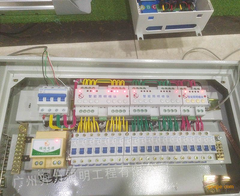 20回路智能照明控制模块配电箱