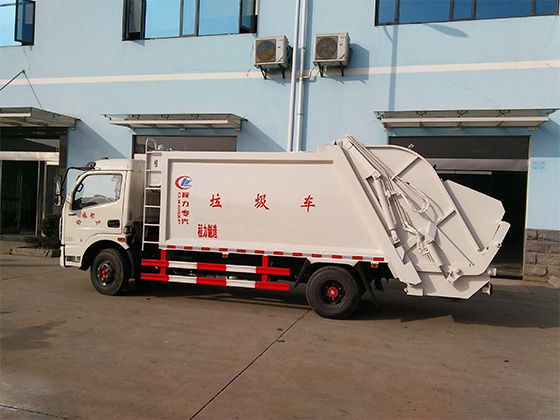 5方压缩垃圾车价格