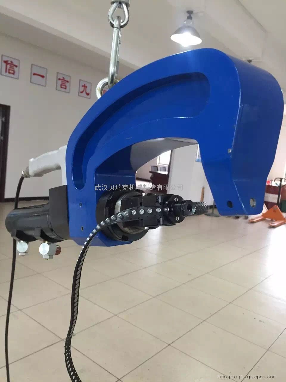 (贝瑞克)母线槽自冲铆接机