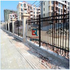 工厂围墙护栏 庭院围栏 锌钢围墙护栏出厂价 龙桥护栏厂销