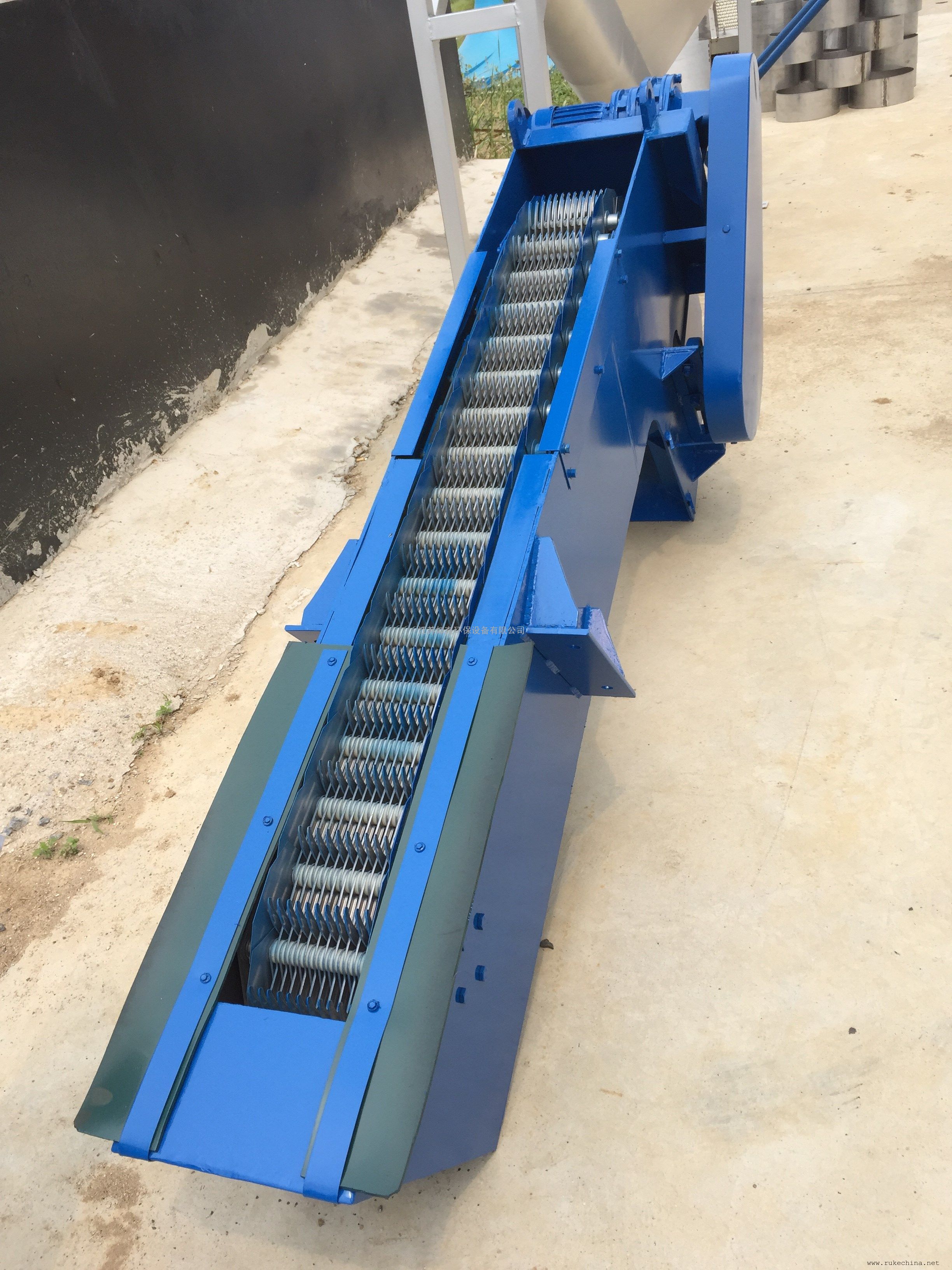 如克环保回转格栅设备的流量