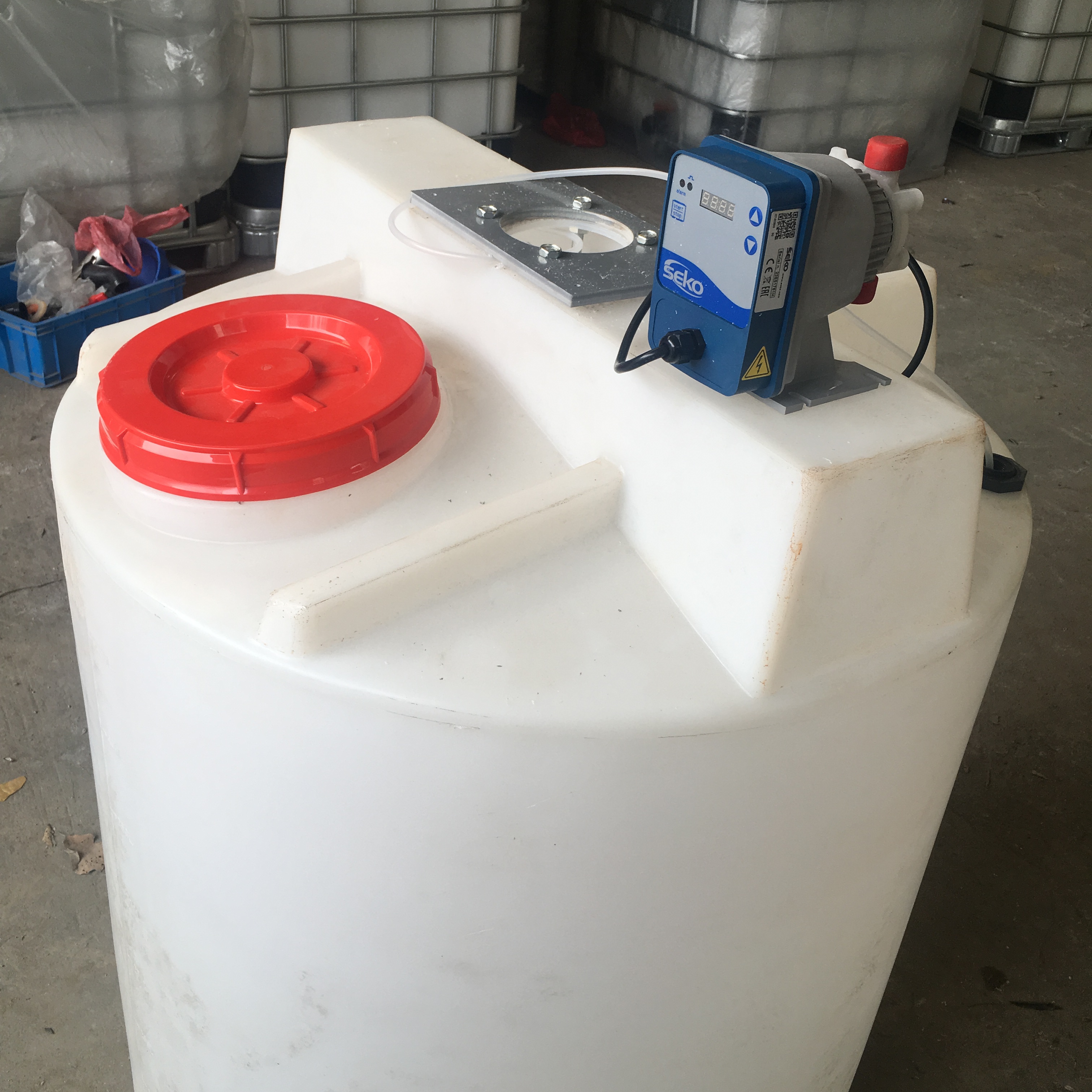 500lpe塑料加药箱 食品级耐酸碱可定制加厚 圆形药剂搅拌桶