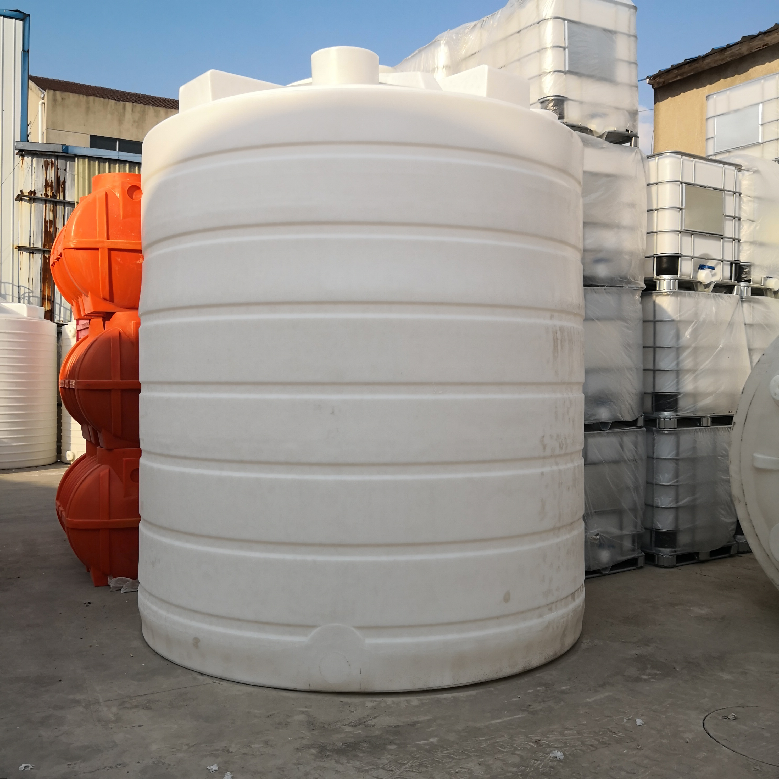 20吨塑料水塔 滚塑定制化工储罐 电镀厂大容积废液储罐厂家