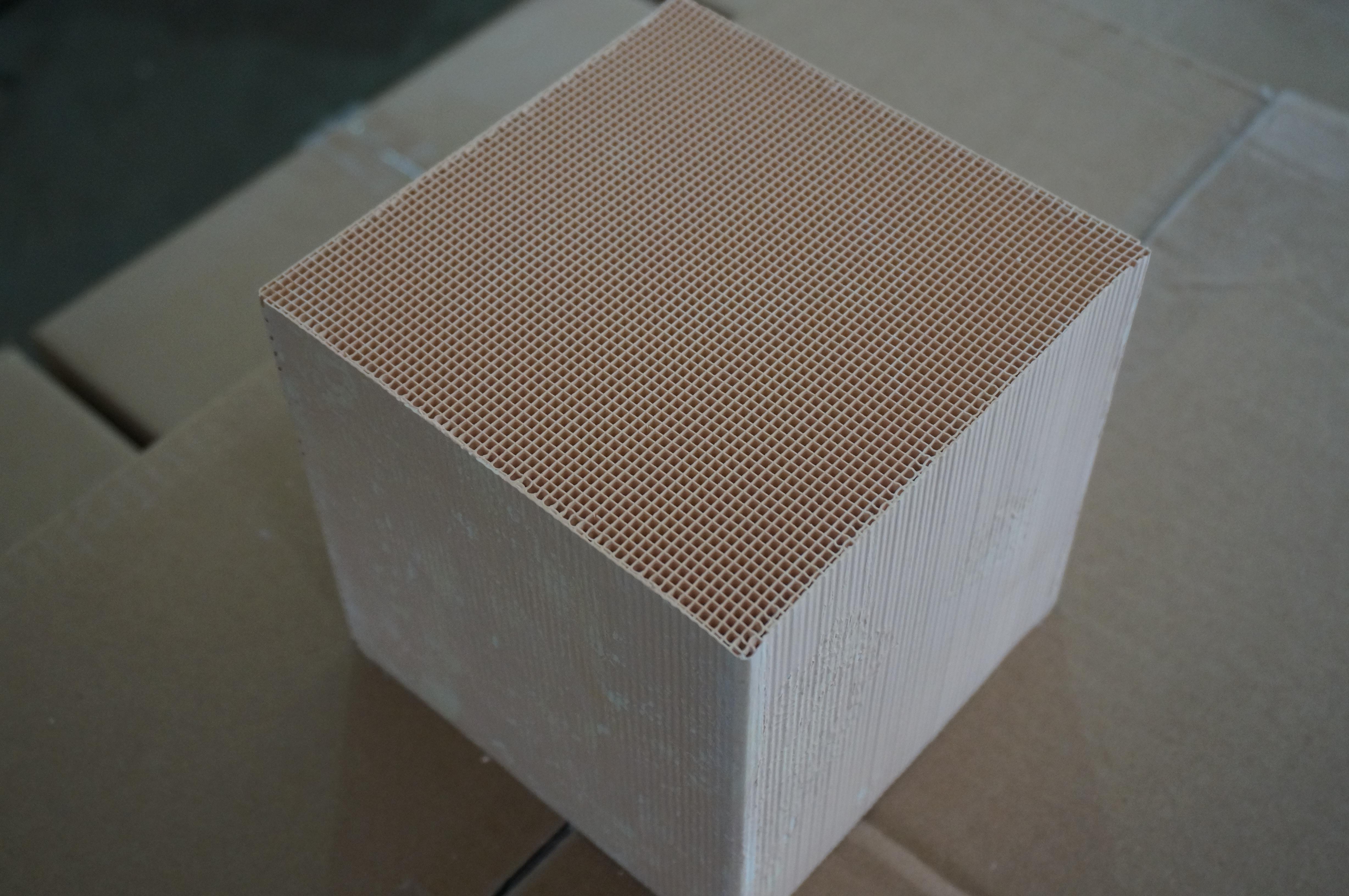 供万纯涂层式scr脱硝催化剂 涂覆式scr脱硝催化剂 scr脱硝催化剂_scr