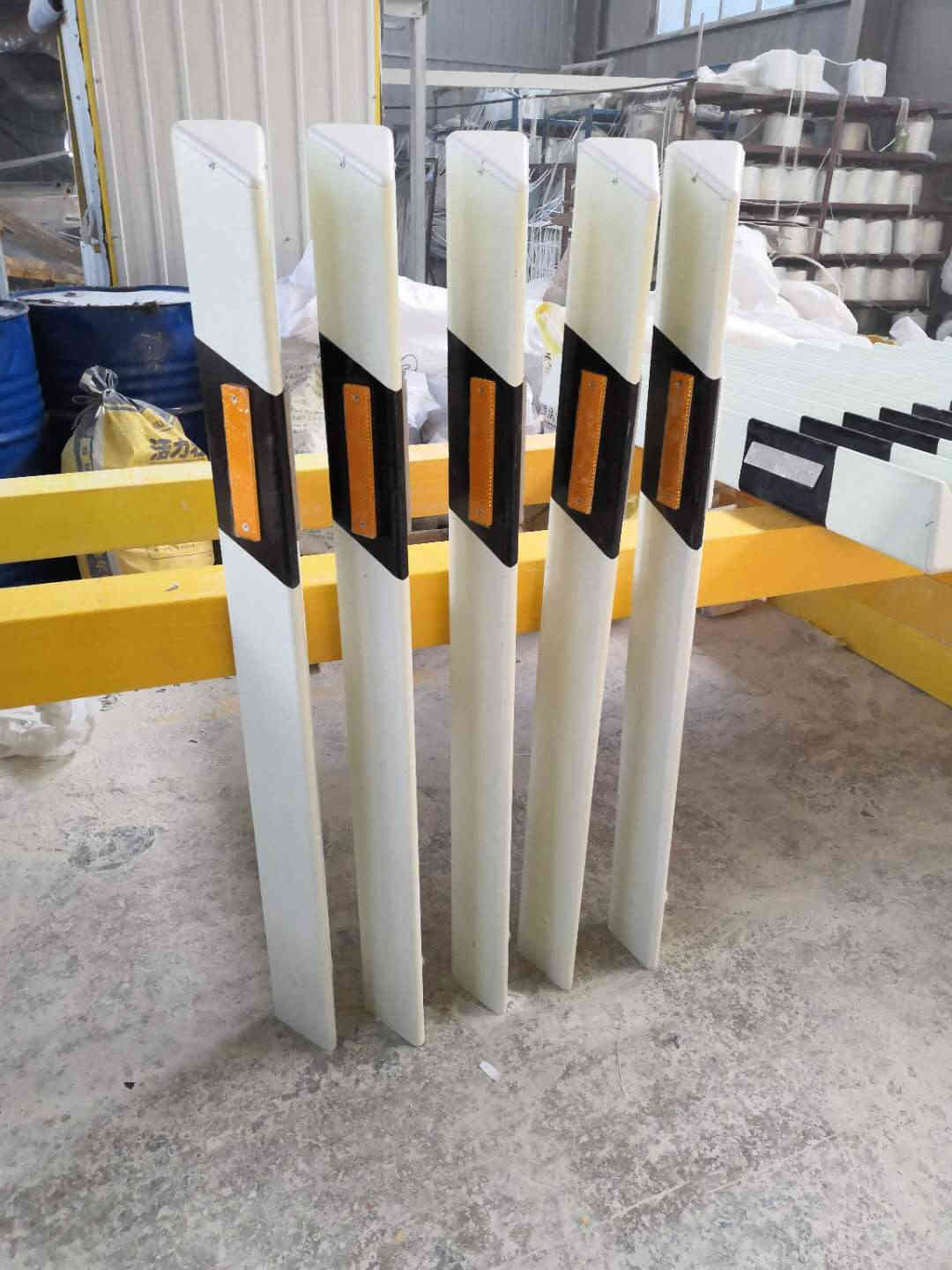 《国道》柱式轮廓标t天柱@柱式轮廓标厂家图片/高清大图 - 谷瀑环保