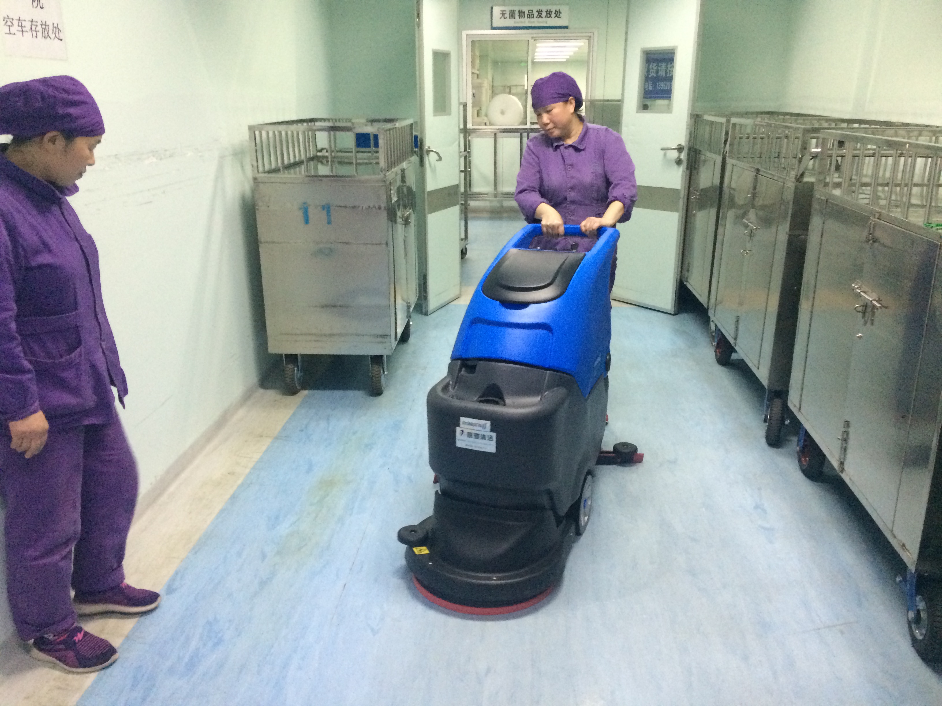 医院保洁用静音型手推式全自动洗地机r56bt